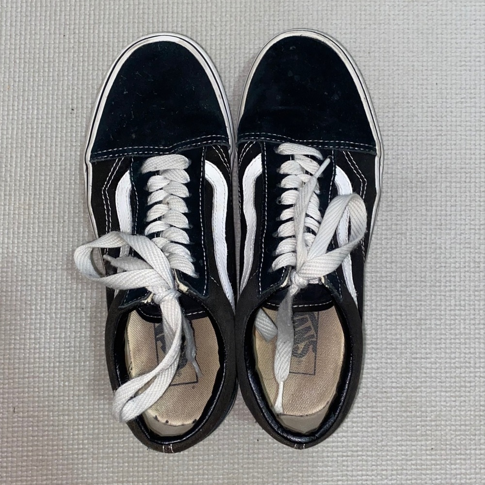 black old skool vans shoes